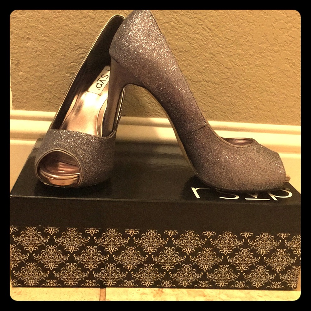 RSVP stilettos size 8.5 pewter